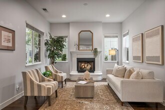 2107 Gullane Way in Gilroy, CA - Building Photo - Building Photo