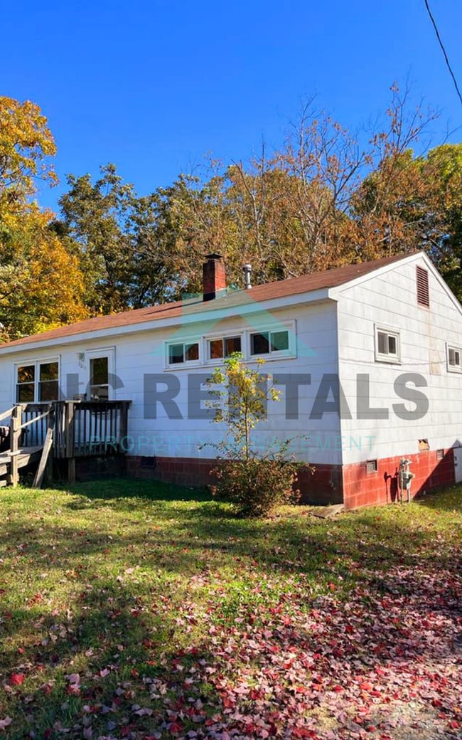 2017 Todd St in Greensboro, NC - Building Photo - Building Photo