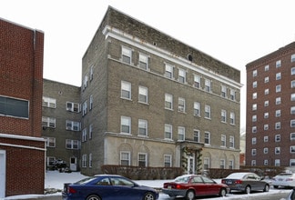 King Edward Annex in Pittsburgh, PA - Foto de edificio - Building Photo
