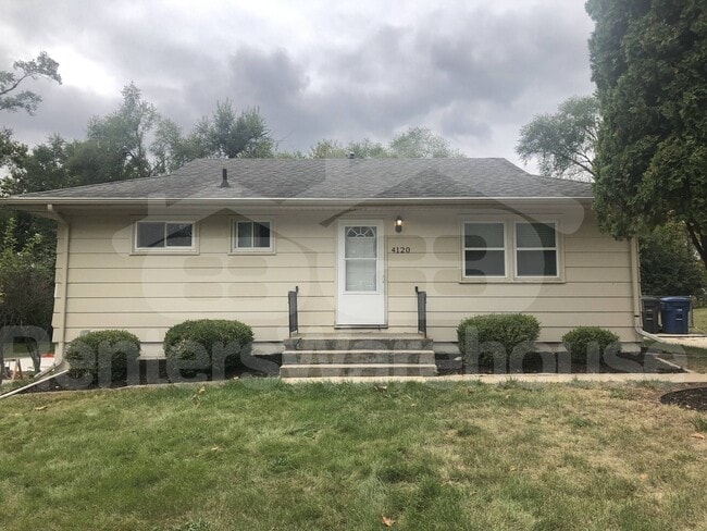 property at 4120 SE 15th Ct