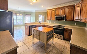 2362 Little Cove Rd in Owens Cross Roads, AL - Building Photo - Building Photo