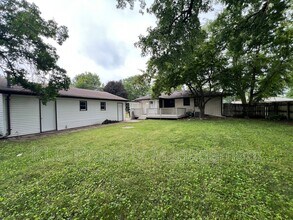 255 Waukee Ave in Waukee, IA - Building Photo - Building Photo