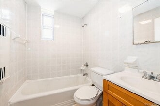 838 Avenue Z in Brooklyn, NY - Building Photo - Building Photo