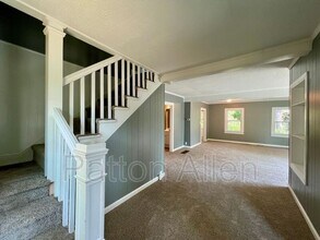 15 Woodbine Rd in Asheville, NC - Building Photo - Building Photo