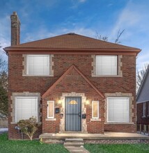 5232 Chalmers St, Unit 2 in Detroit, MI - Building Photo - Building Photo