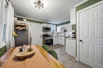 3429 Karl Rd in Columbus, OH - Building Photo - Building Photo