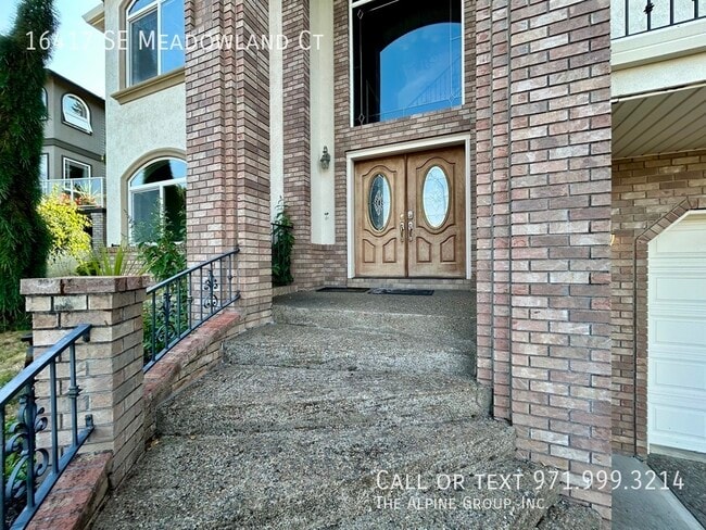 16417 SE Meadowland Ct in Portland, OR - Building Photo - Building Photo