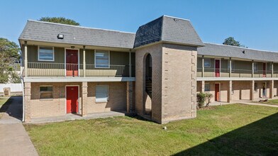 Palms on Rolling Creek in Houston, TX - Building Photo - Building Photo