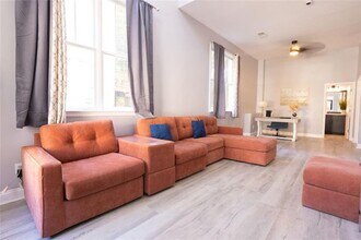 4867 Pinnacle Dr in Stone Mountain, GA - Foto de edificio - Building Photo