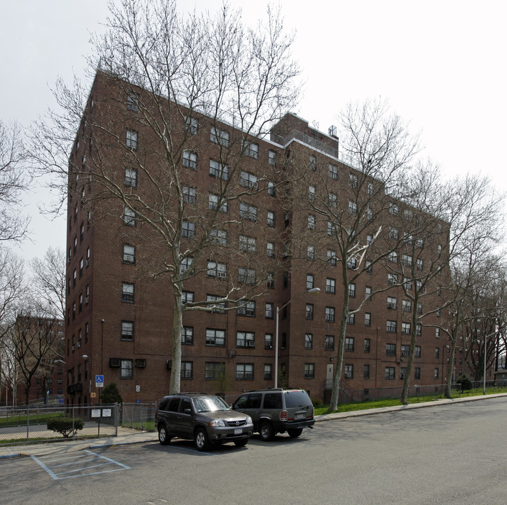 West Brighton Houses in Staten Island, NY - Building Photo