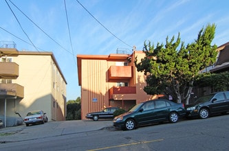 1927 5th Ave in Oakland, CA - Foto de edificio - Building Photo