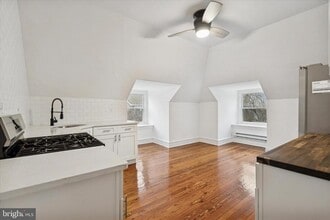 111 E Gorgas Ln in Philadelphia, PA - Building Photo - Building Photo