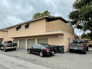 2552 N Bourbon St in Orange, CA - Building Photo - Building Photo