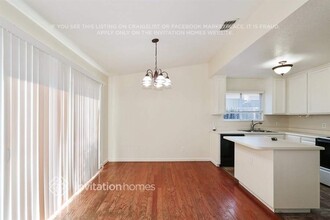 3509 Rancho Rio Way in Sacramento, CA - Foto de edificio - Building Photo