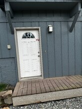1515 Latouche St-Unit -1 in Anchorage, AK - Foto de edificio - Building Photo