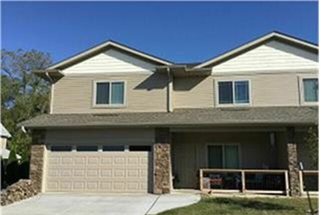 property at 27 Jaro Wy