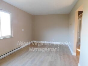 98 Goodman Dr in Beckley, WV - Building Photo - Building Photo