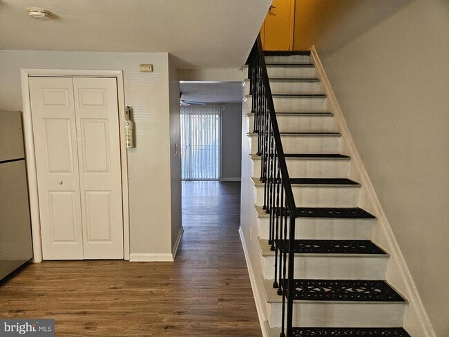 1951 Dutch Village Dr in Hyattsville, MD - Building Photo - Building Photo