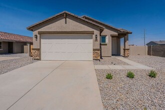 2678 E Rosario Mission Dr in Casa Grande, AZ - Foto de edificio - Building Photo