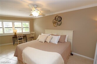 1015 Anglers Cove in Marco Island, FL - Building Photo - Building Photo