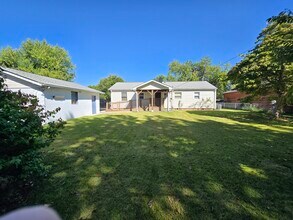 835 E Edwards Ave in Indianapolis, IN - Building Photo - Building Photo