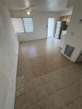 101 SW 4 Ave in Hallandale Beach, FL - Building Photo - Building Photo