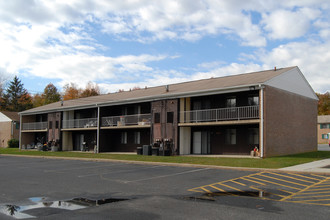 Berkshires I and II Apartments in Vineland, NJ - Building Photo - Building Photo