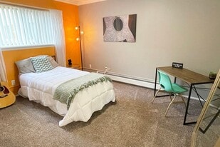 Capitol Villa Apartments