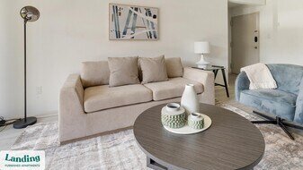 6220 Springhill Dr, Unit 9322-202 in Greenbelt, MD - Building Photo