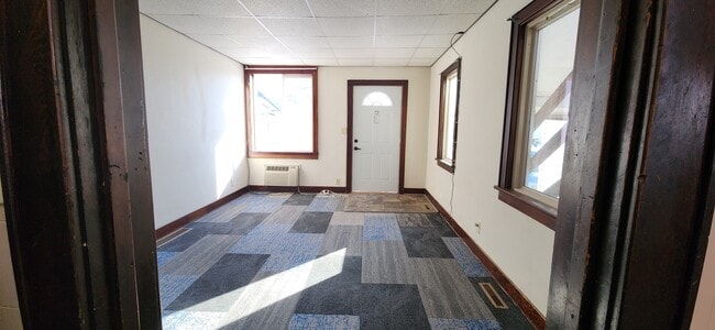 2238 West Ave S, Unit 1