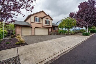 19700 SE 41st St in Camas, WA - Building Photo - Building Photo