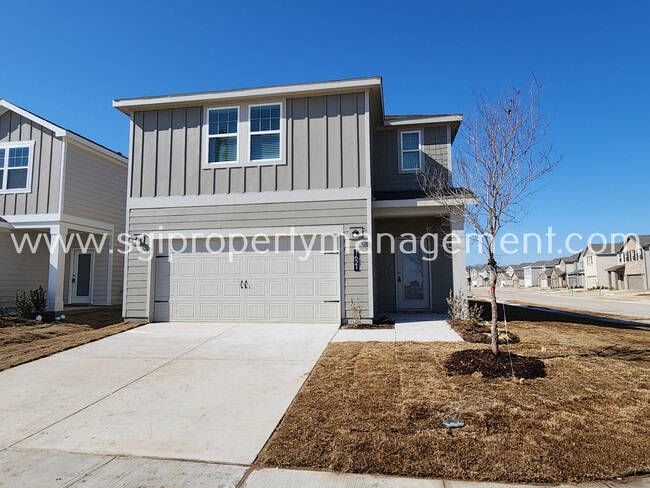 property at 1621 White Fir Ln