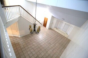 15614 Barbarossa Dr in Houston, TX - Building Photo