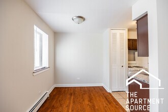 6011 N Winthrop Ave in Chicago, IL - Building Photo - Building Photo