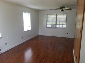 309 Cardiff Rd in Castle Hayne, NC - Building Photo - Building Photo