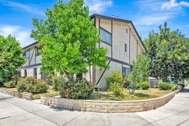 property at 6003 Craner Ave