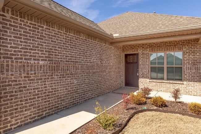 125 Caspian Ln in Meridianville, AL - Building Photo - Building Photo
