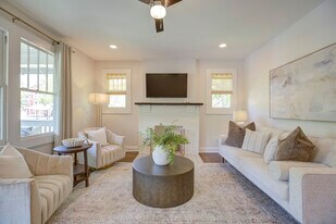 1613 S Mint St in Charlotte, NC - Building Photo