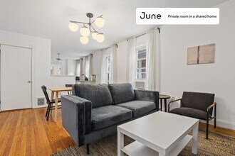 Room in Shared 3 bed/2 bath home, Unit A in Boston, MA - Building Photo - Building Photo