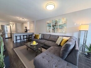 35 Summit Ave in Jersey City, NJ - Building Photo - Building Photo