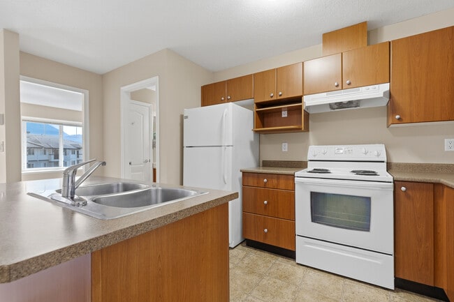 property at 7556-7556 Topaz Dr