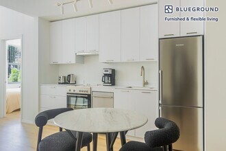 955 Sterling Pl in Brooklyn, NY - Foto de edificio - Building Photo