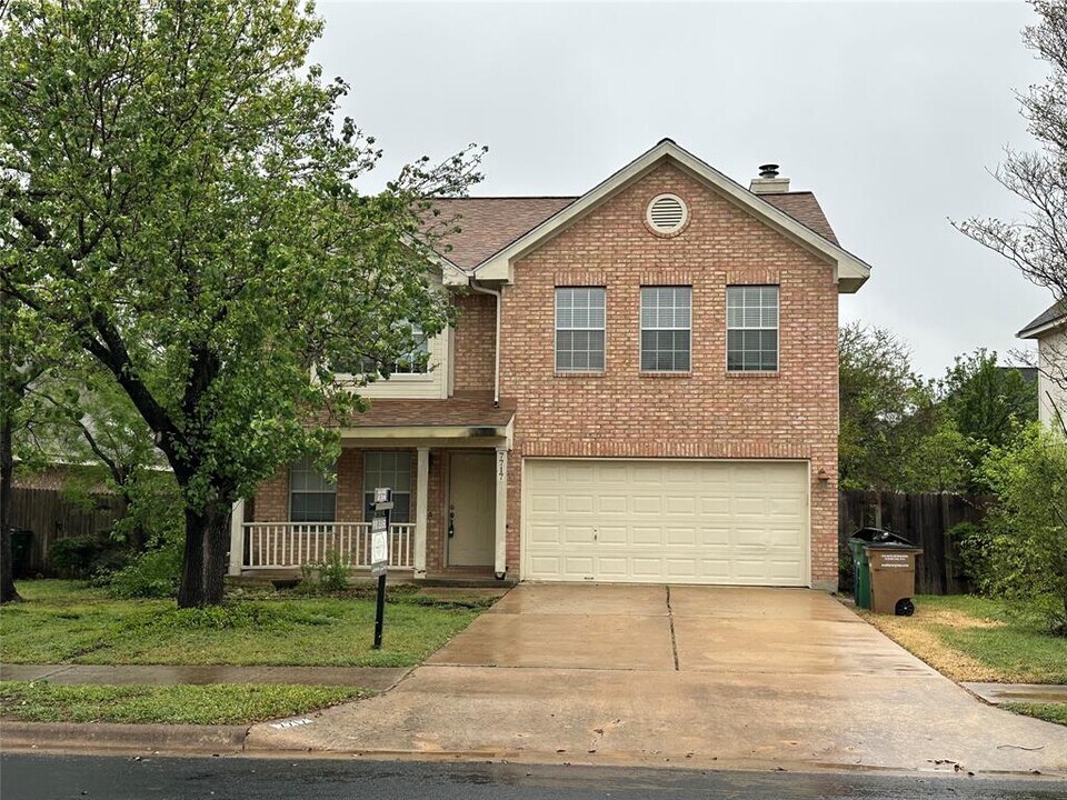 7717 Elkhorn Mountain Trail in Austin, TX - Building Photo