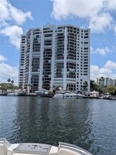 300 Three Islands Boulevard in Hallandale Beach, FL - Building Photo - Building Photo