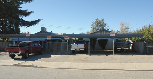 841 Cherry Ave in Beaumont, CA - Building Photo - Building Photo