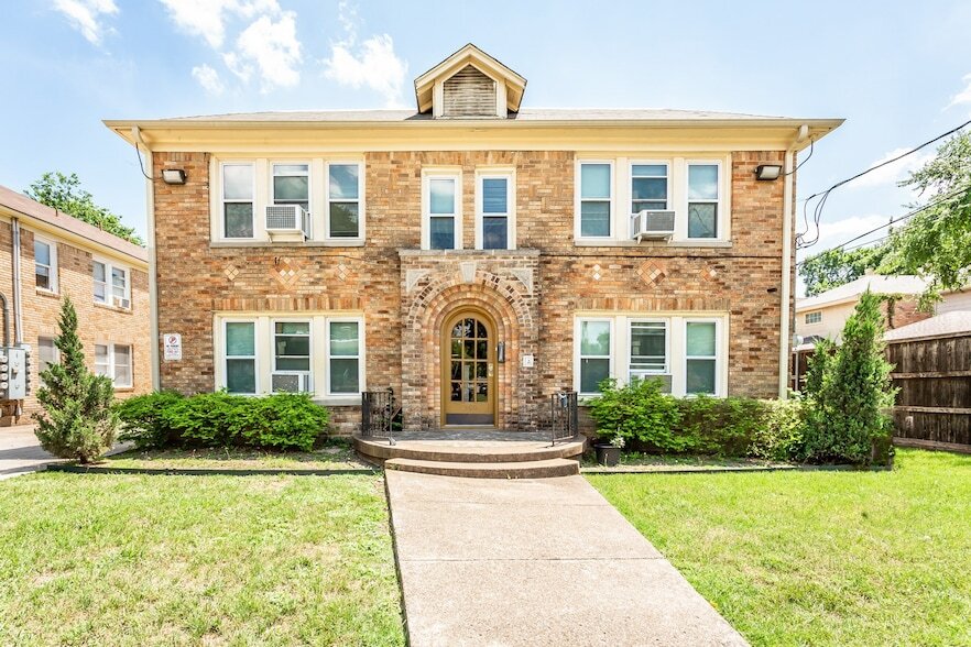 5900 Oram St, Unit 8 in Dallas, TX - Building Photo