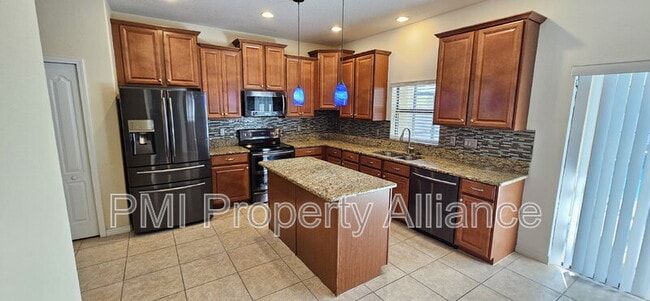2890 Spring Breeze Way in Kissimmee, FL - Building Photo - Building Photo