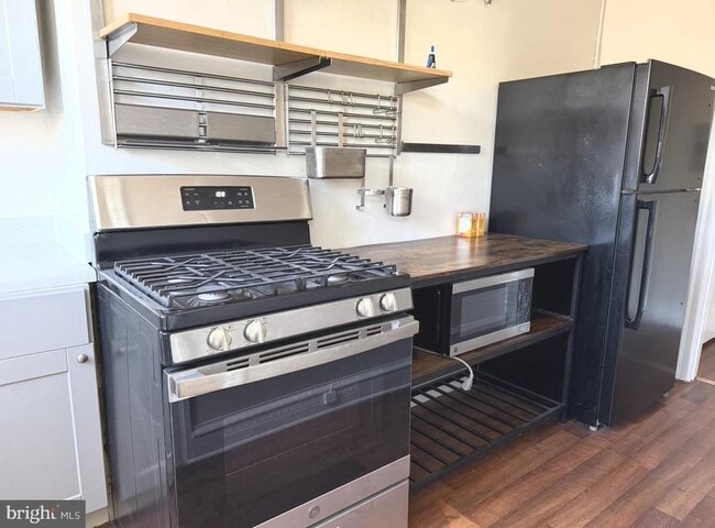 301 W State St in Media, PA - Foto de edificio - Building Photo