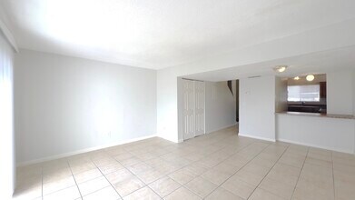 12344 Fox Hound Ct in Orlando, FL - Building Photo - Building Photo