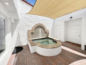 1334 Miraflores Glen in Escondido, CA - Building Photo - Building Photo